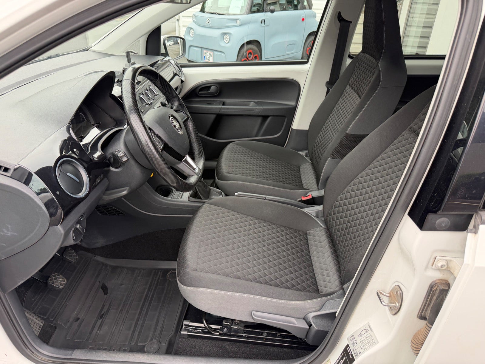 Hvid Skoda Citigo fra 2019