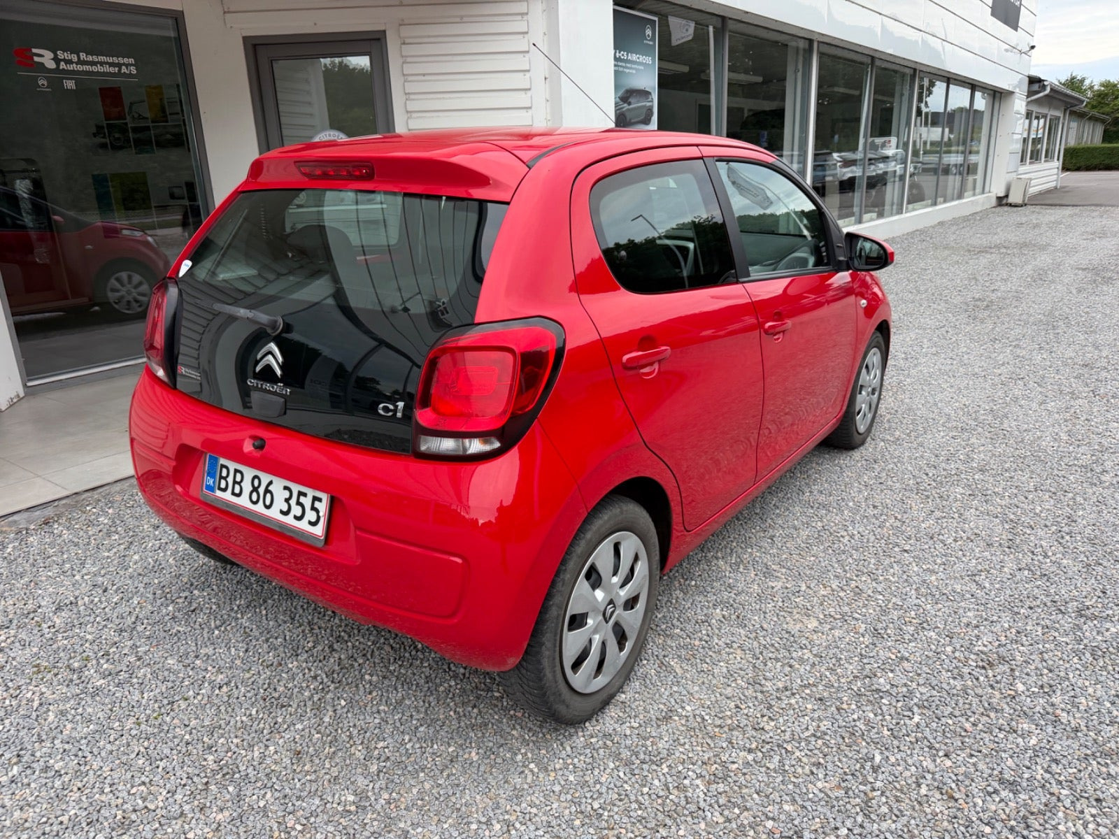 Rød Citroën C1 fra 2016