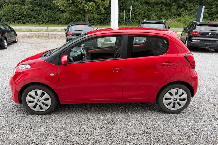 Rød Citroën C1 fra 2016