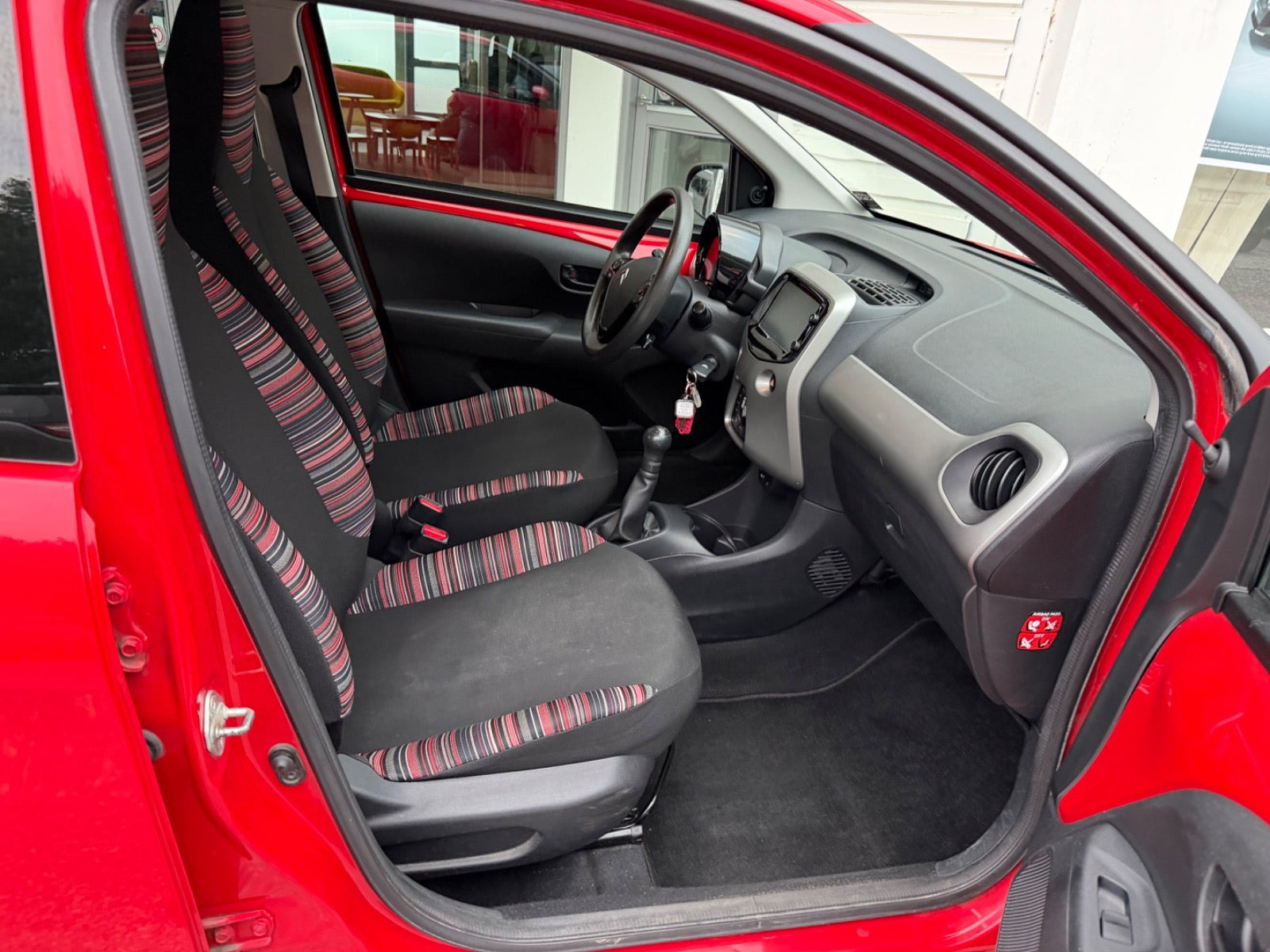 Rød Citroën C1 fra 2016