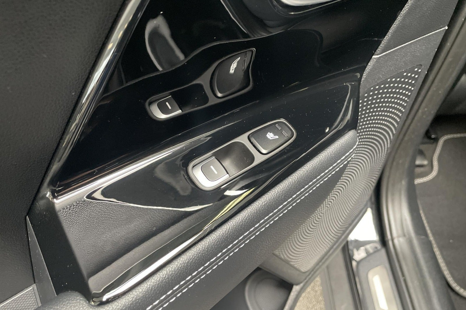 Sort Kia e-Niro fra 2020