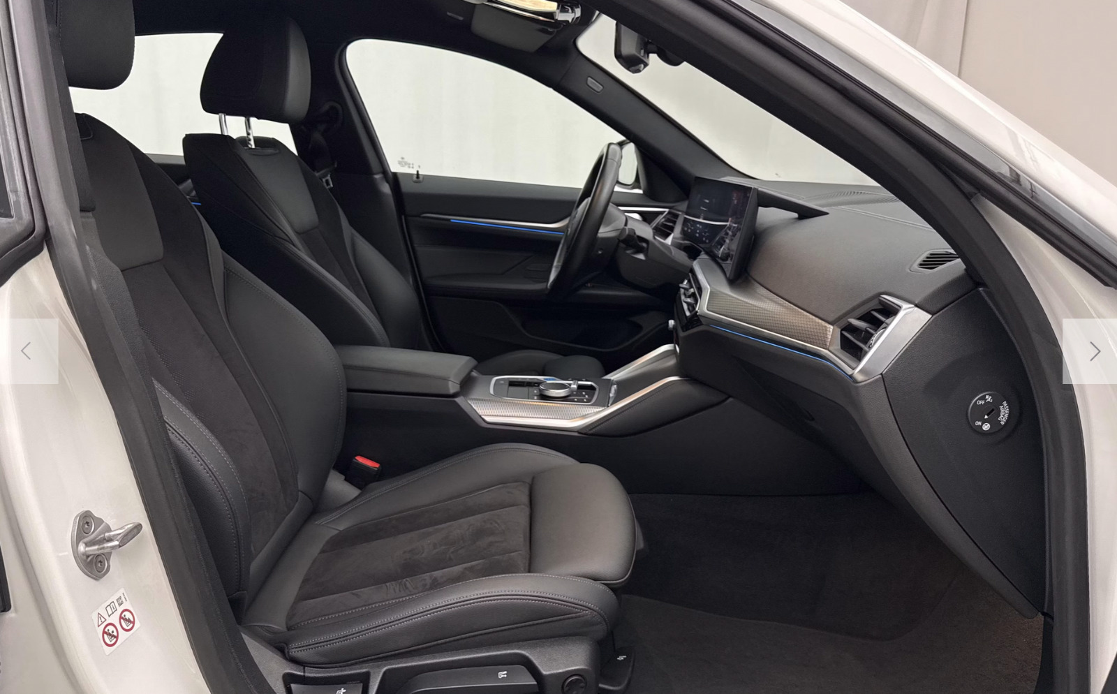 Hvid BMW i4 fra 2024