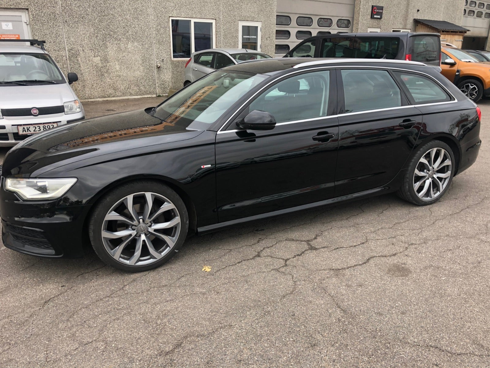 Sort Audi A6 fra 2014