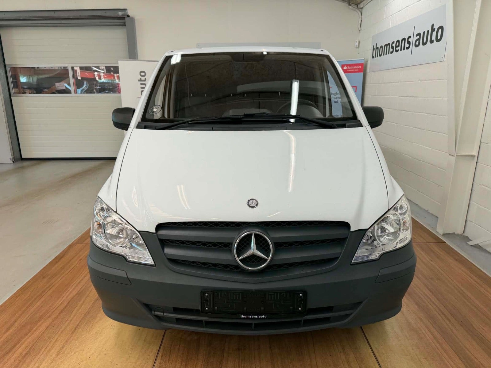 Hvid Mercedes Vito 113 fra 2015
