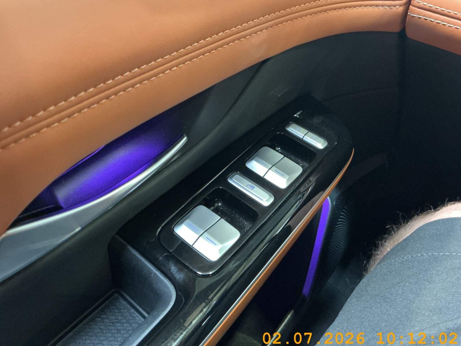 Sort Xpeng G9 fra 2023