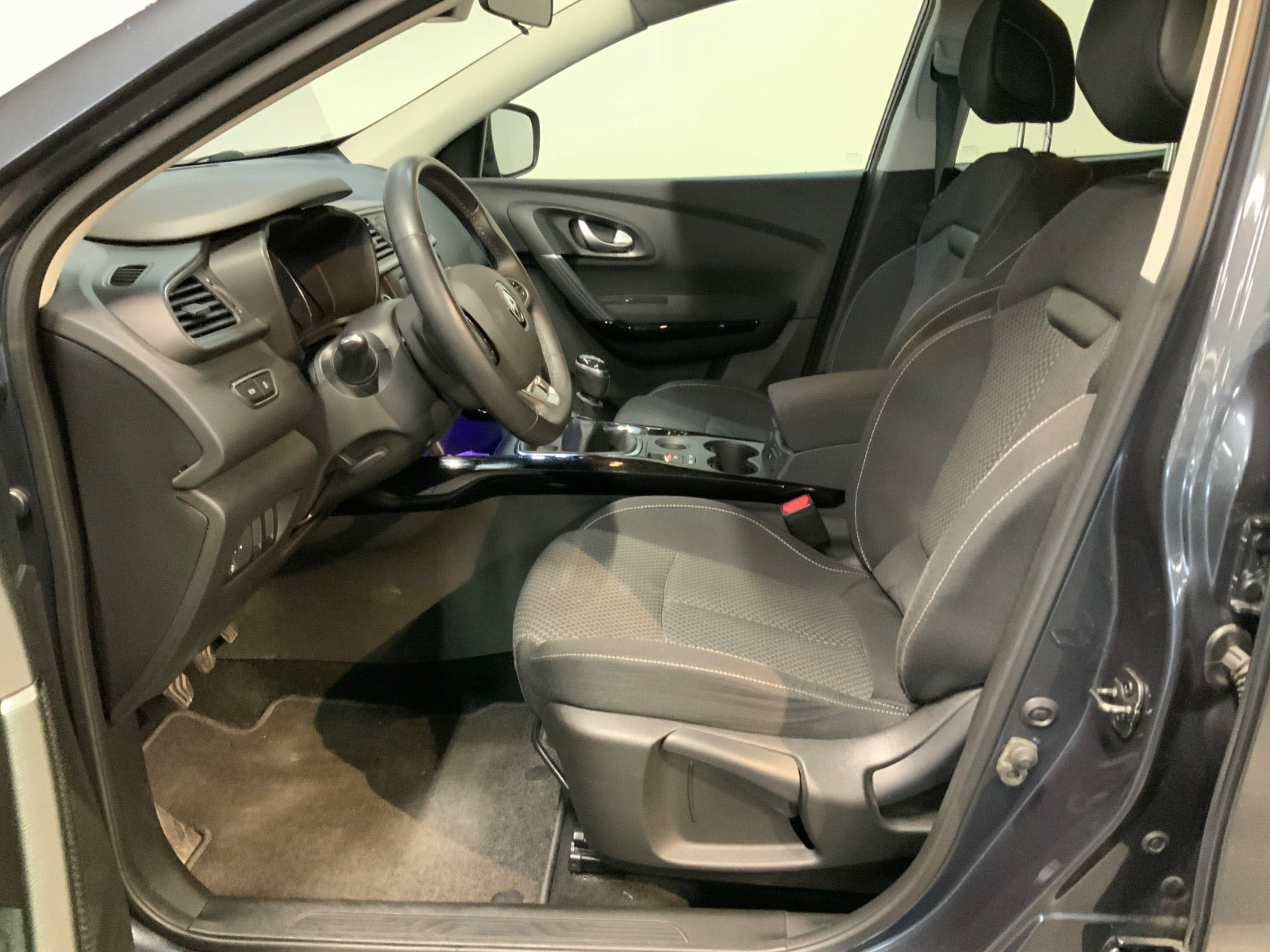 Grå Renault Kadjar fra 2020