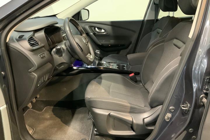 Grå Renault Kadjar fra 2020