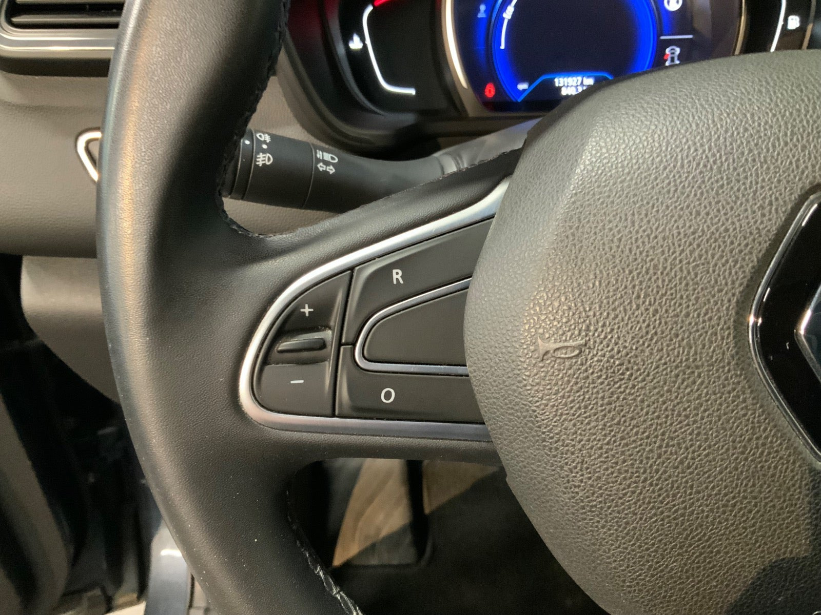 Grå Renault Kadjar fra 2020
