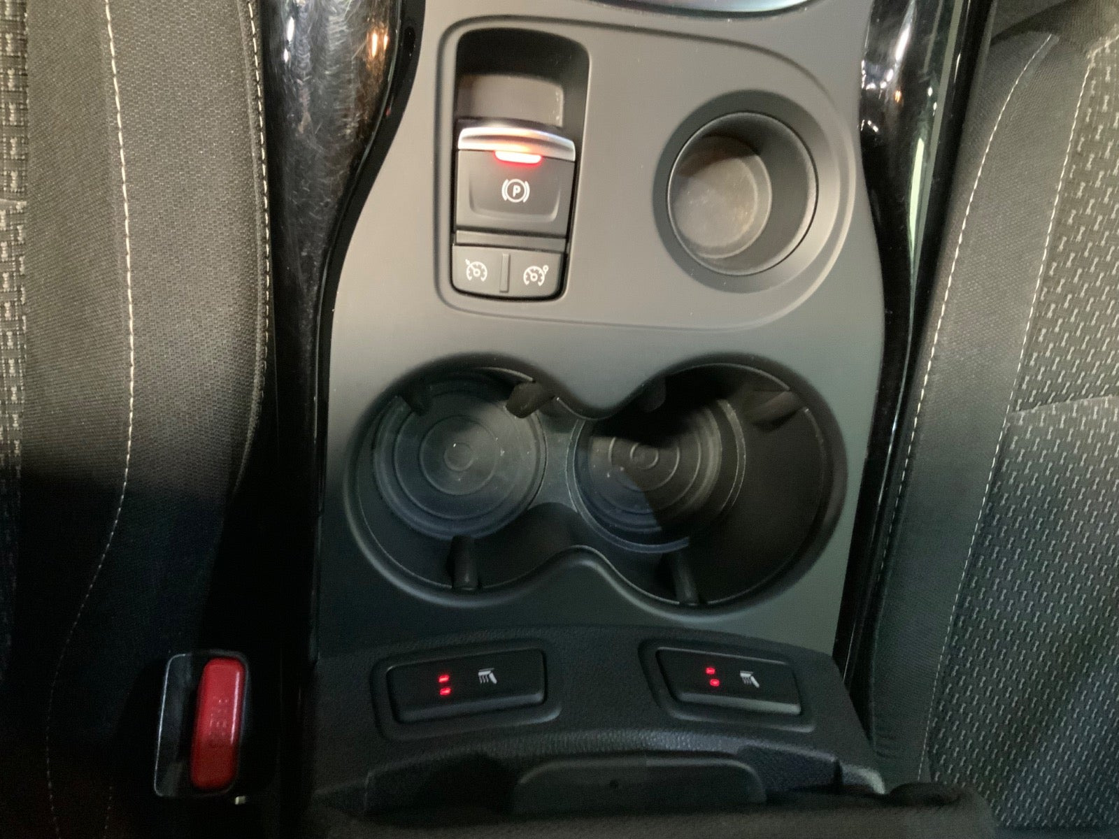 Grå Renault Kadjar fra 2020
