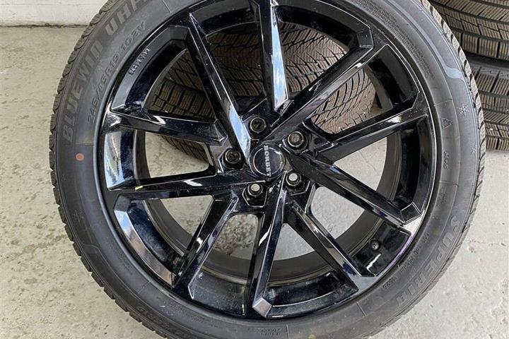 Grå Mazda 6e fra 2025