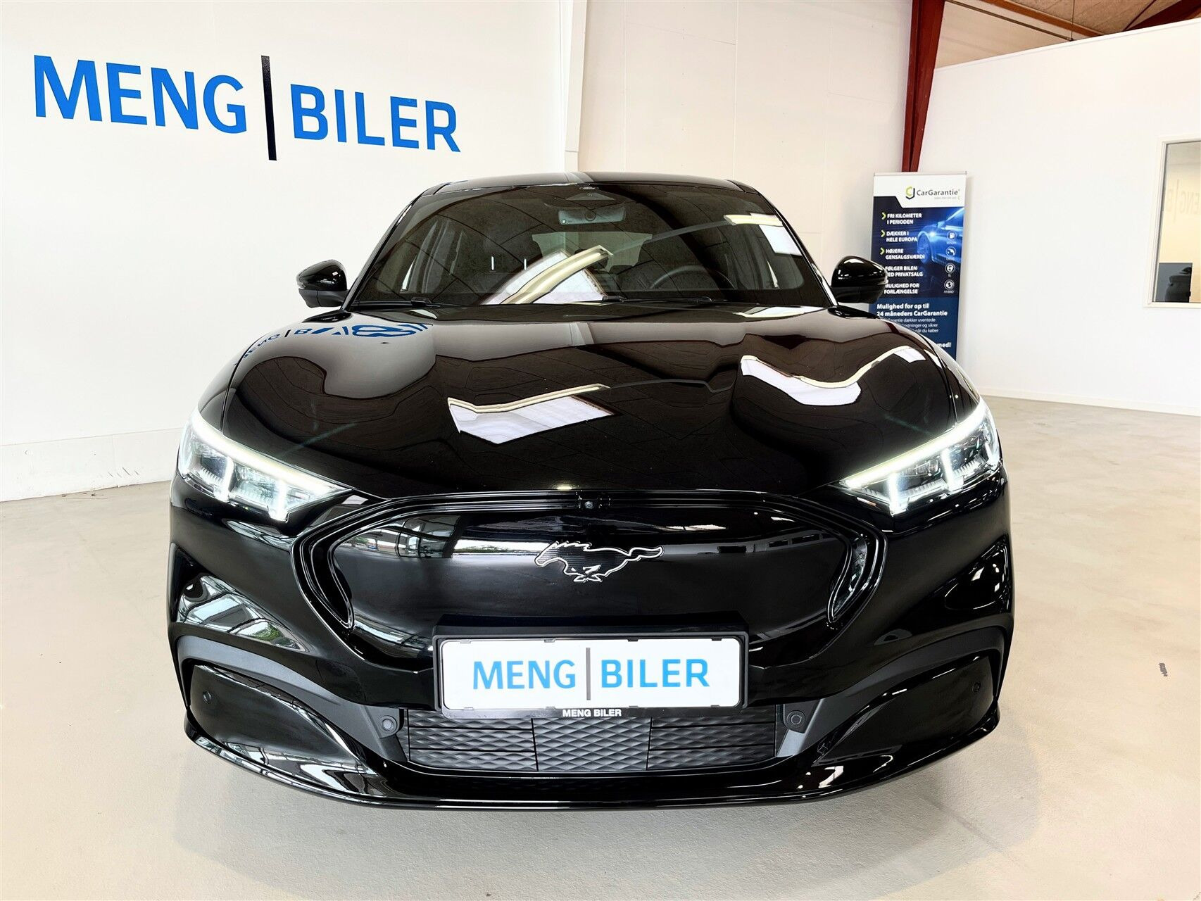 Sort Ford Mustang Mach-E fra 2023