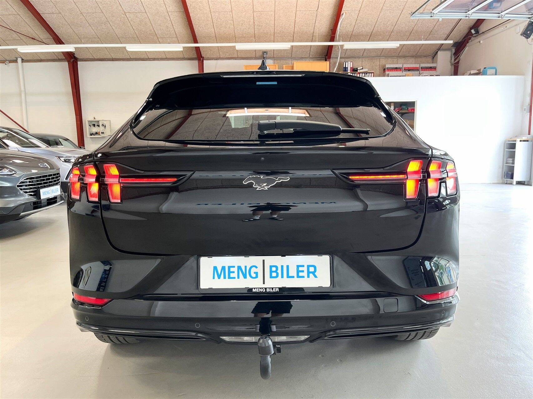 Sort Ford Mustang Mach-E fra 2023
