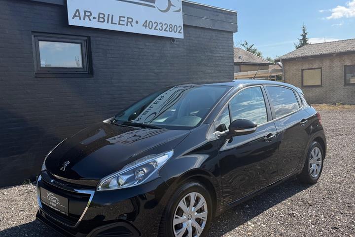 undefined Peugeot 208 fra 2016