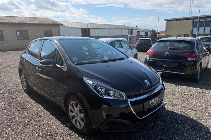 undefined Peugeot 208 fra 2016