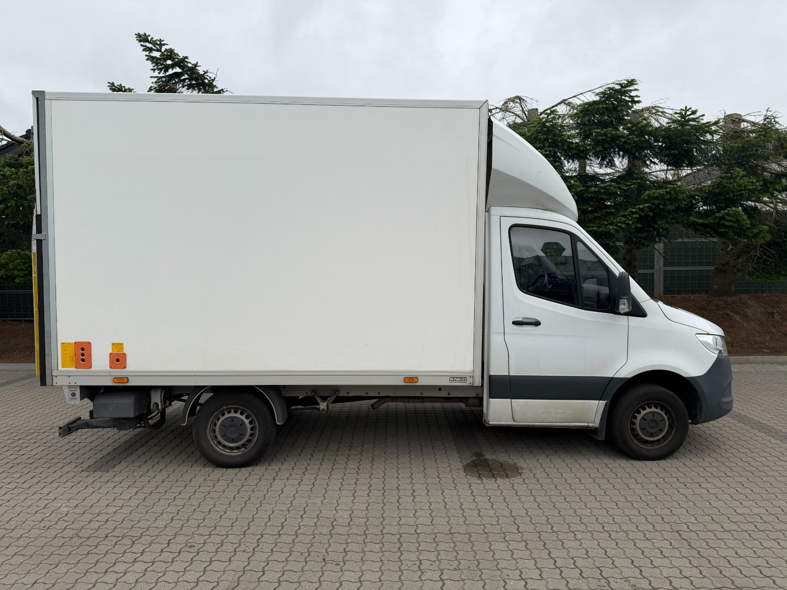 Hvid Mercedes Sprinter 315 fra 2021