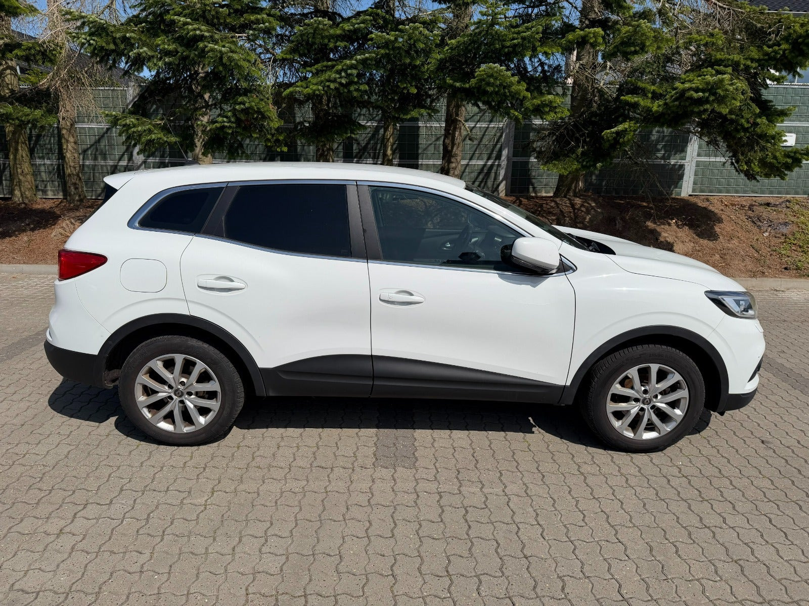 Hvid Renault Kadjar fra 2019