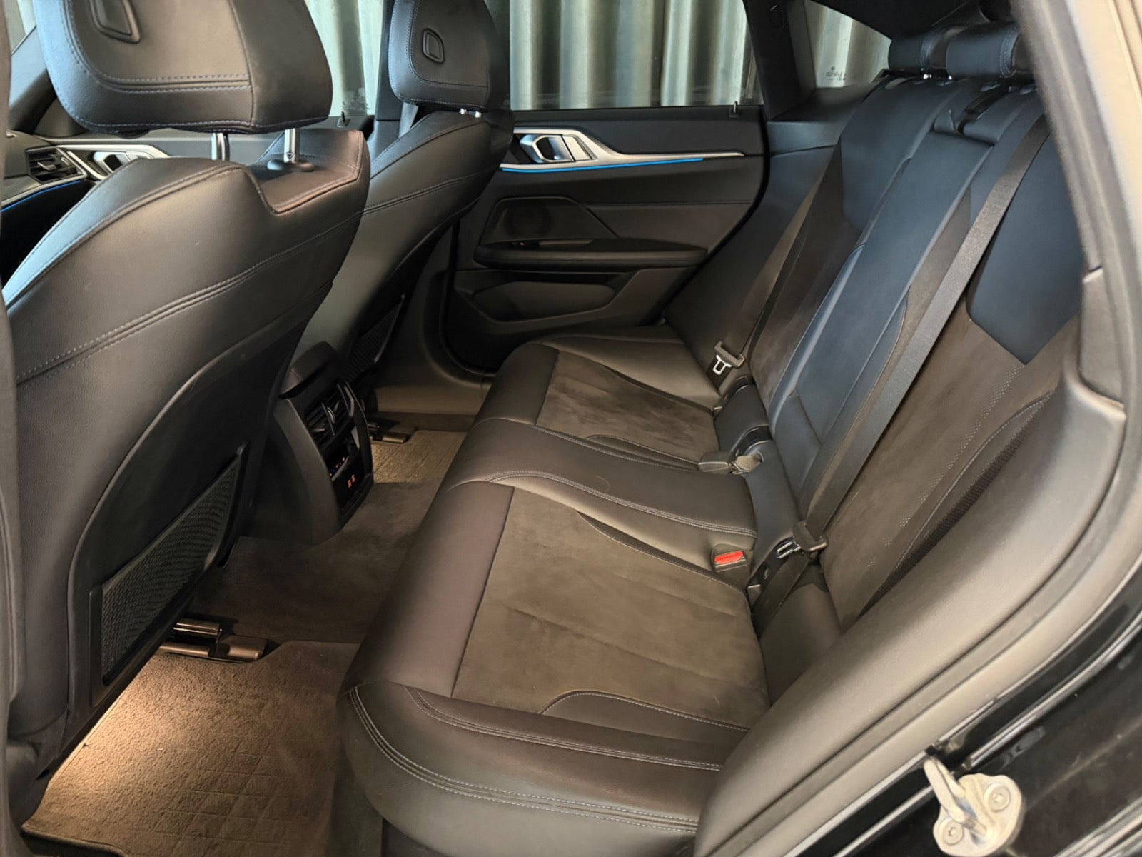 Sort BMW i4 fra 2023