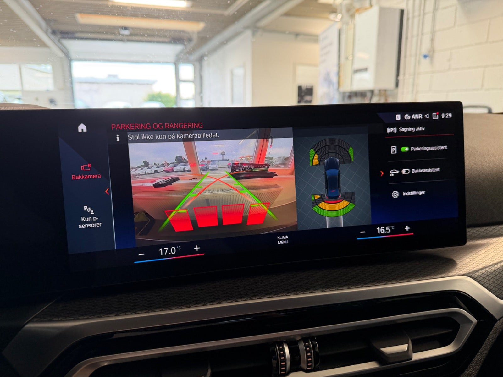 Sort BMW i4 fra 2023