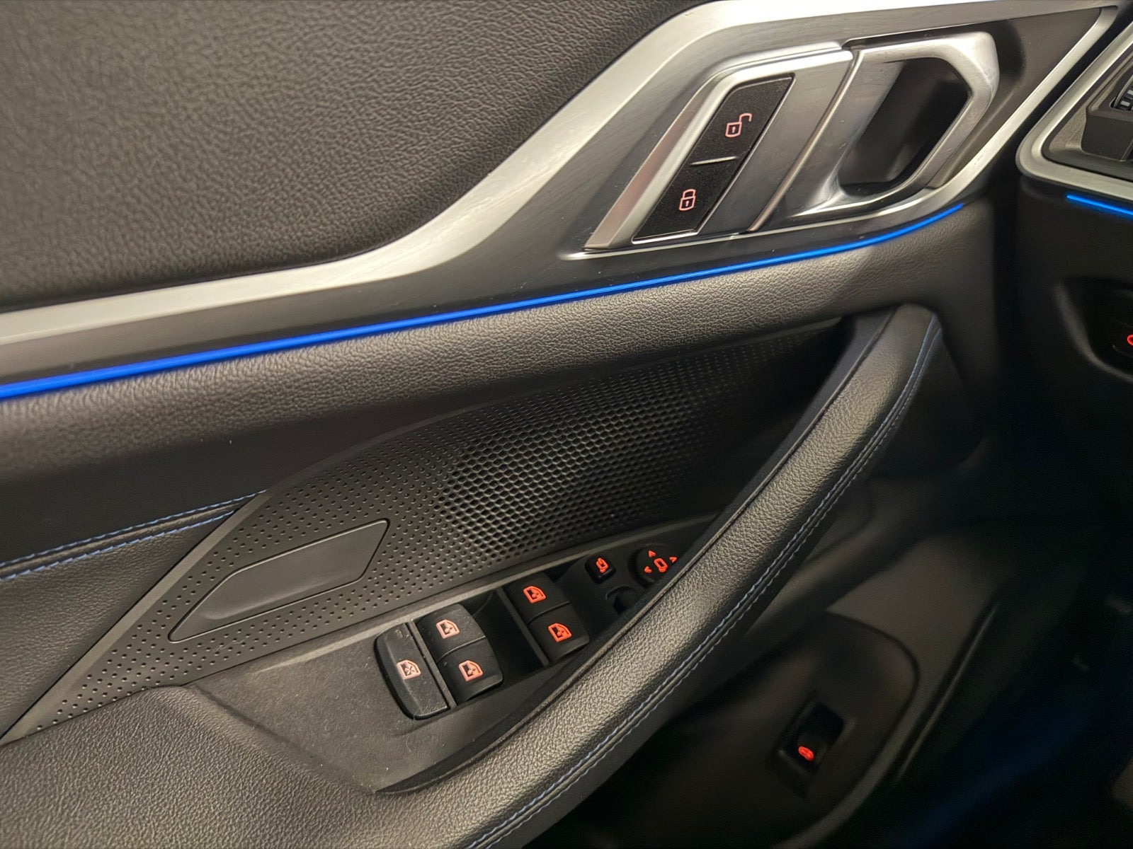 Sort BMW i4 fra 2023