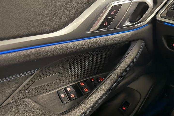 Sort BMW i4 fra 2023