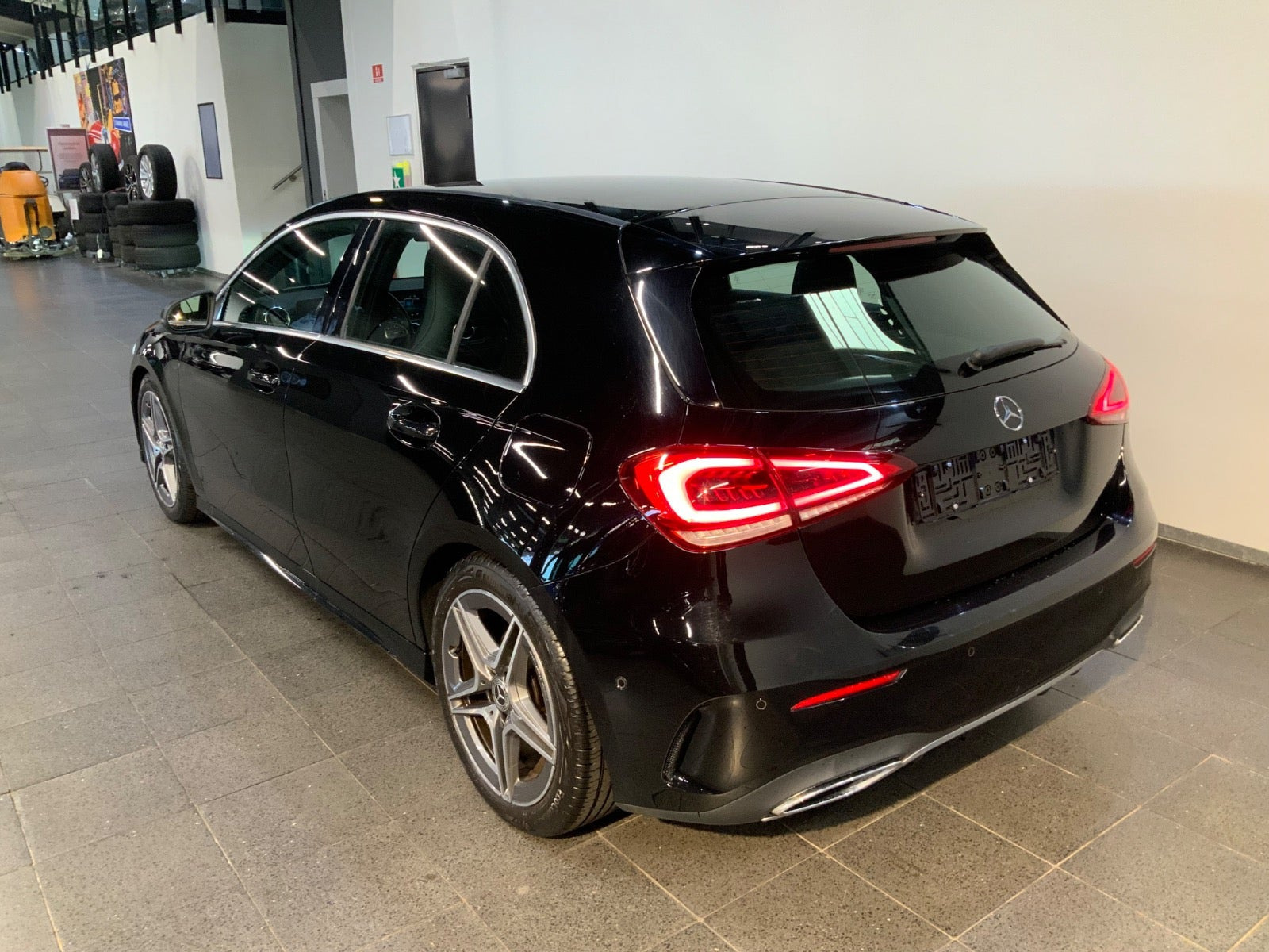 Sort Mercedes A200 d fra 2020