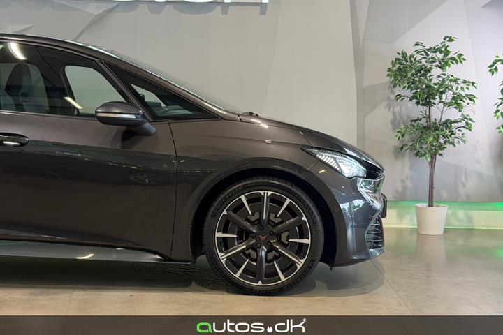 Grå Cupra Born fra 2022