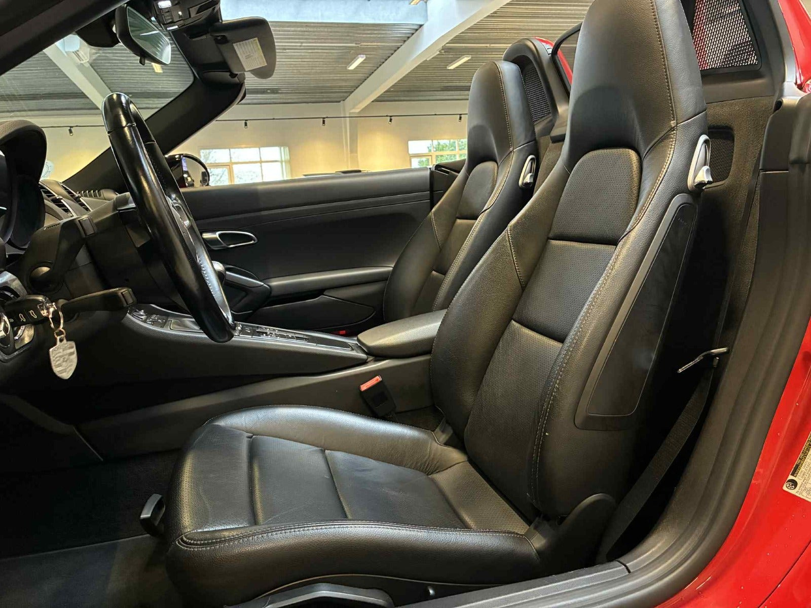Rød Porsche 718 Boxster fra 2017