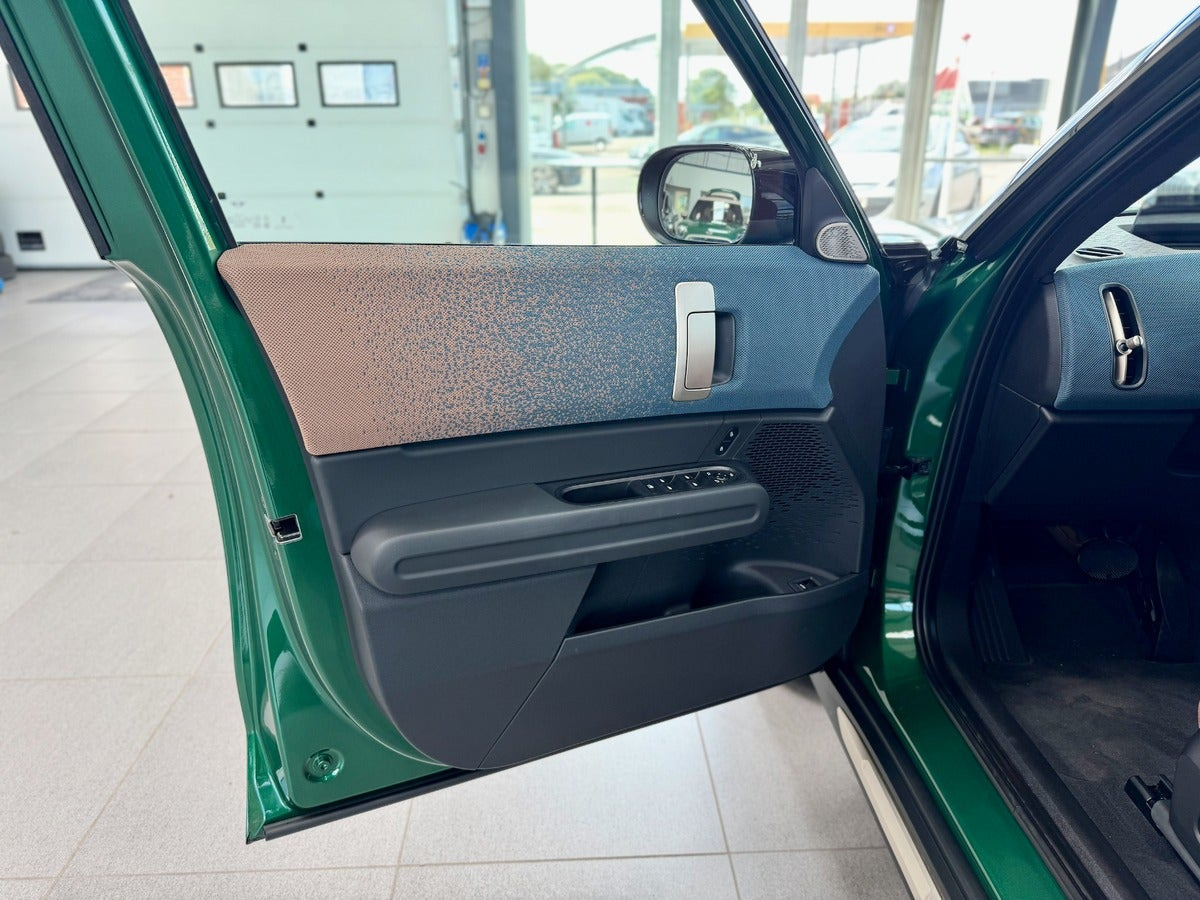 Grøn Mini Countryman E fra 2025