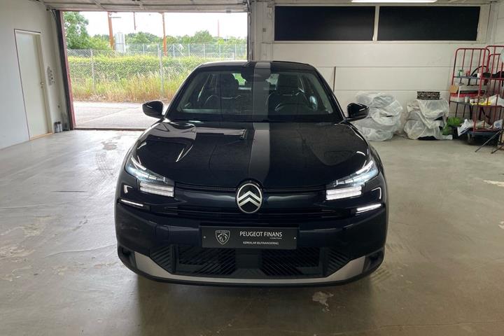 Blå Citroën ë-C4 X fra 2025