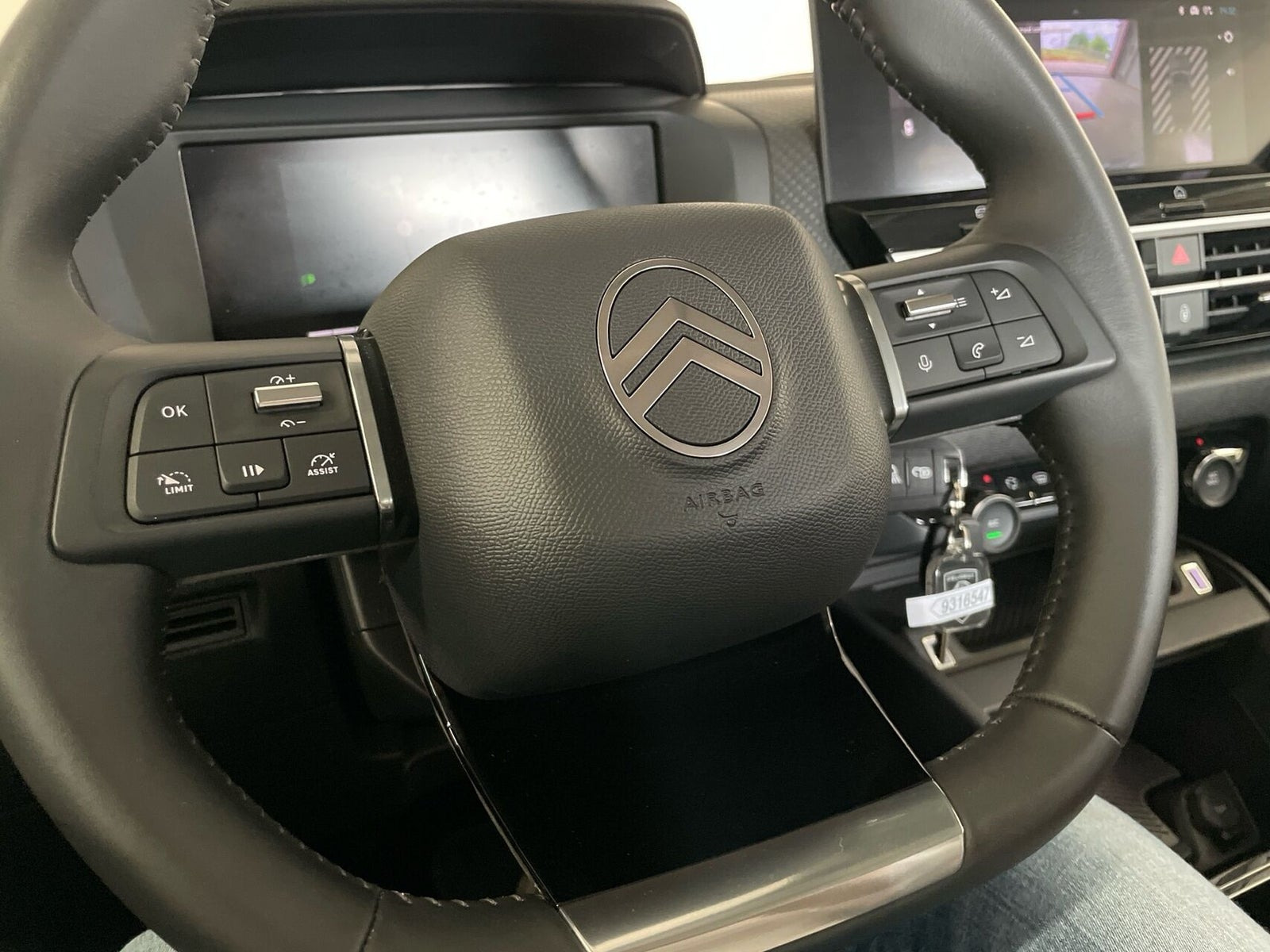 Blå Citroën ë-C4 X fra 2025