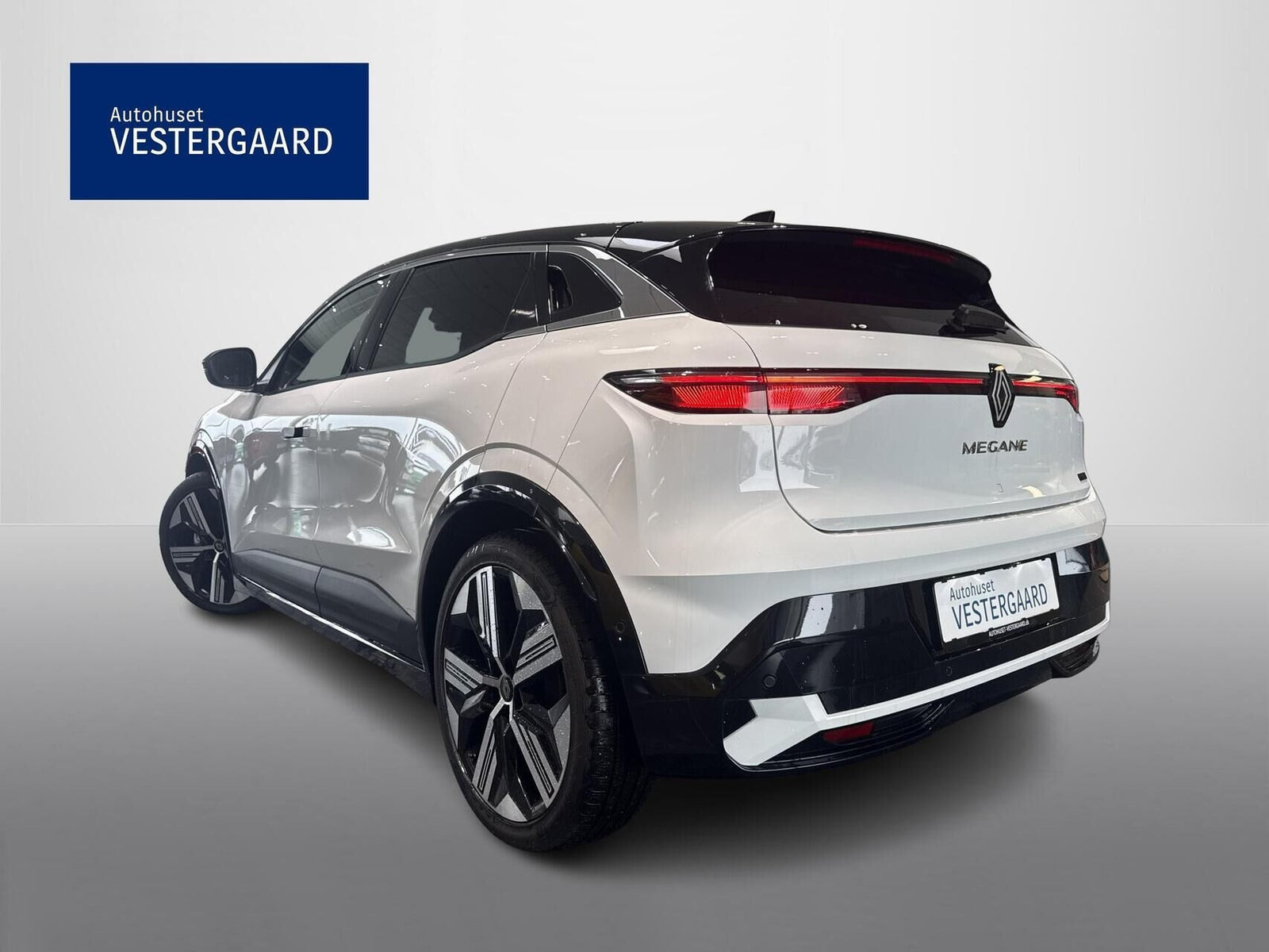 Hvid Renault Megane E-Tech fra 2025