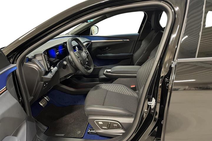 Sort Renault Megane E-Tech fra 2026
