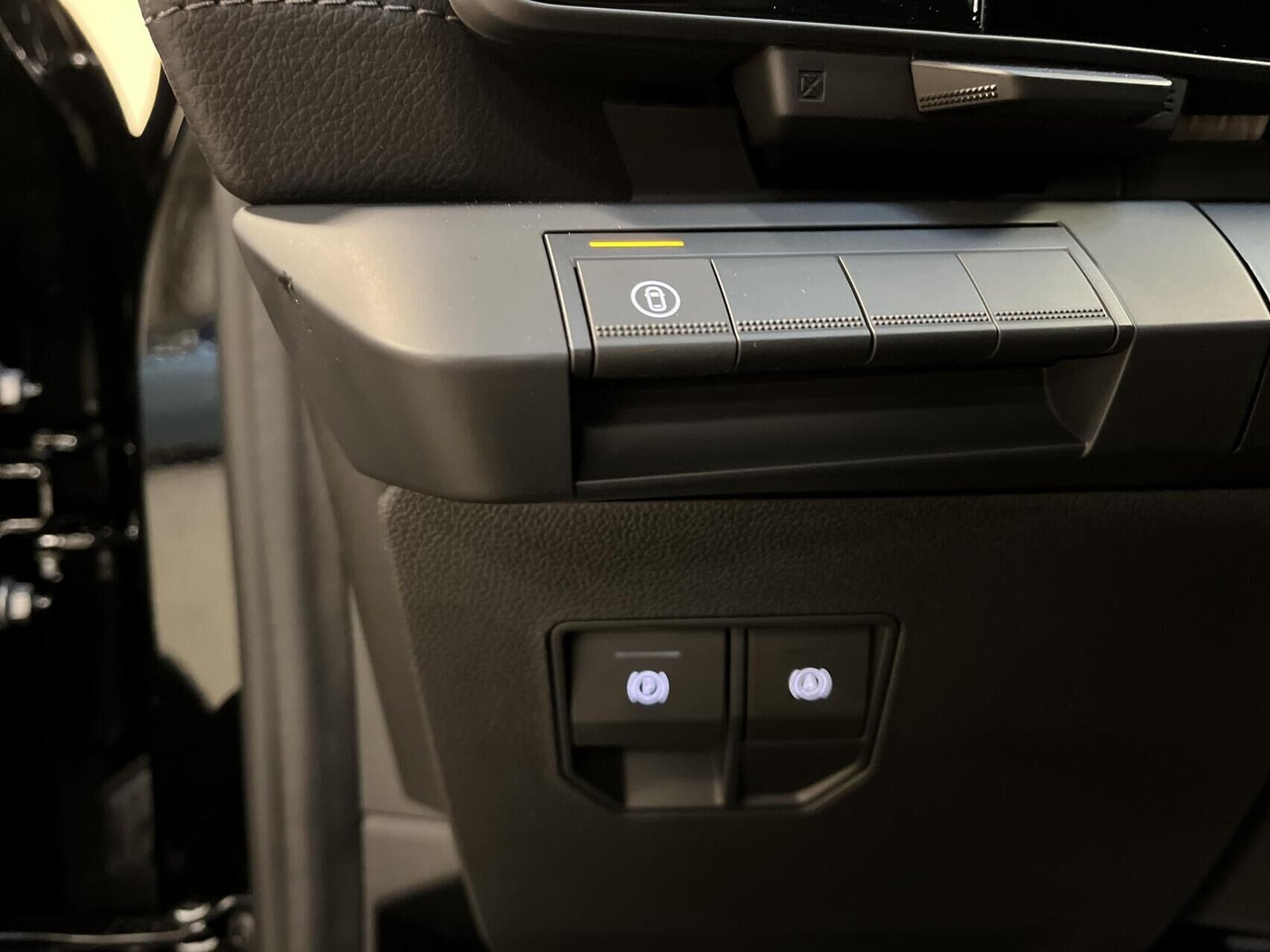 Sort Renault Megane E-Tech fra 2026