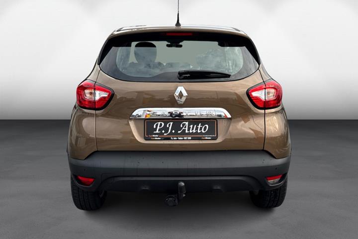 Brun Renault Captur fra 2017