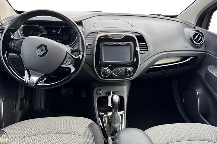 Brun Renault Captur fra 2017