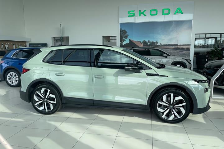 Grøn Skoda Elroq fra 2026