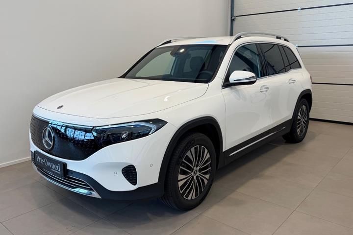 Hvid Mercedes EQB250+ fra 2026
