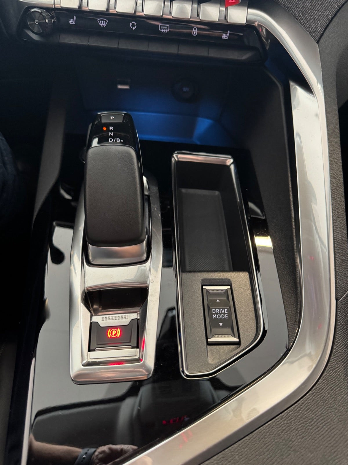 undefined Peugeot 3008 fra 2022