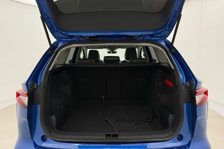 Blå Skoda Enyaq fra 2021