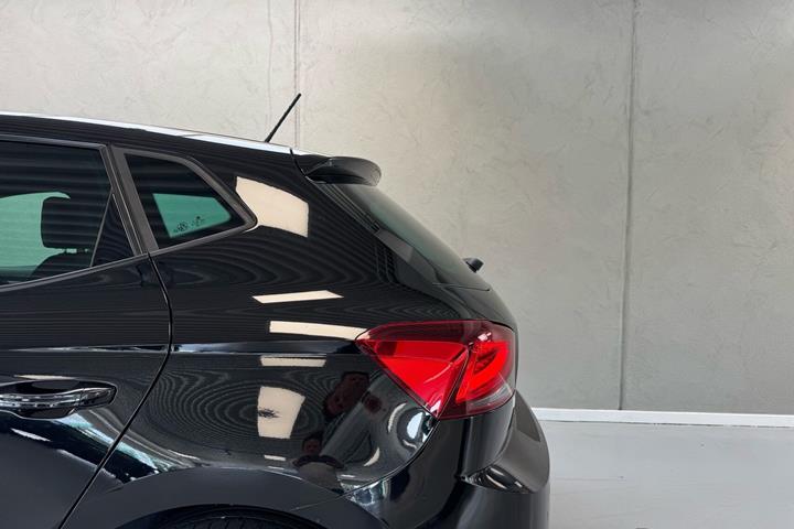 Sort Seat Ibiza fra 2020