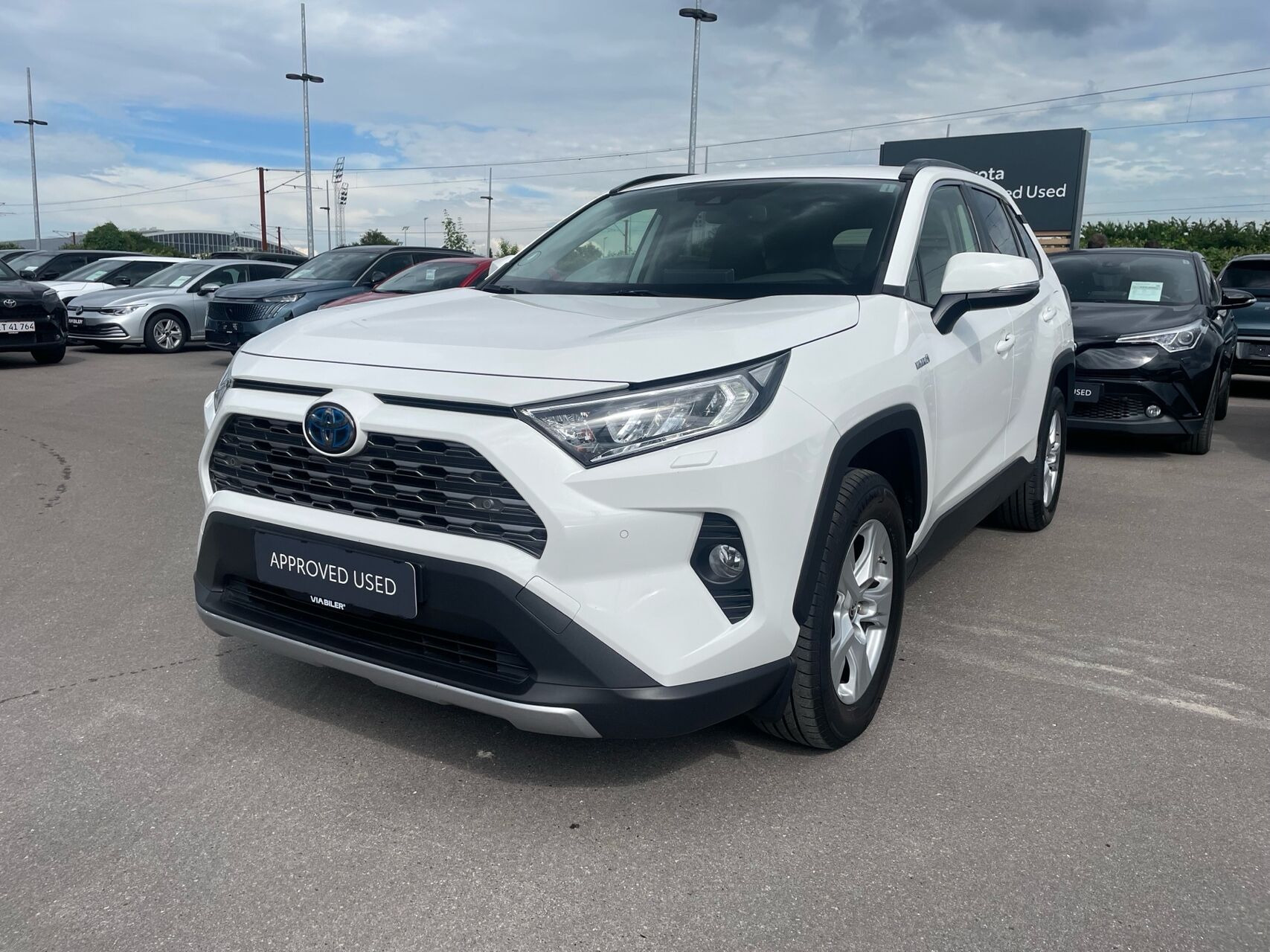 Toyota RAV4 2,5 Hybrid H3 Business Line 218HK 5d 6g Aut.
