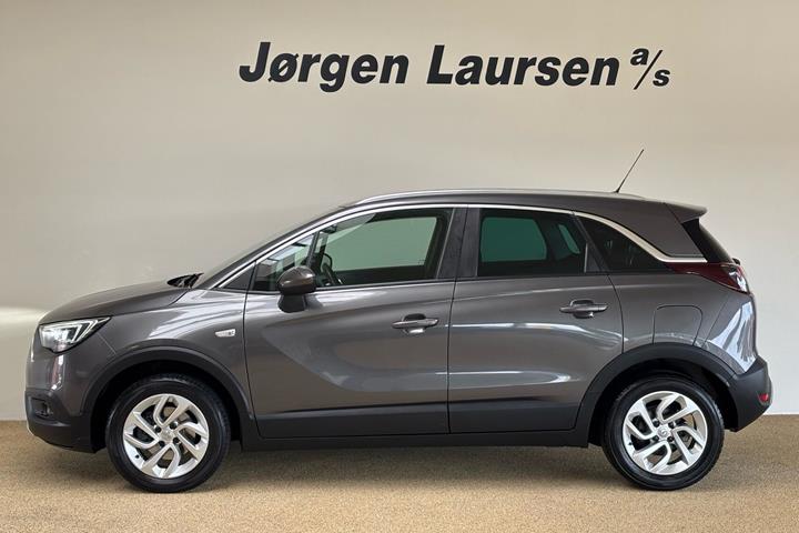 Sort Opel Crossland X fra 2020
