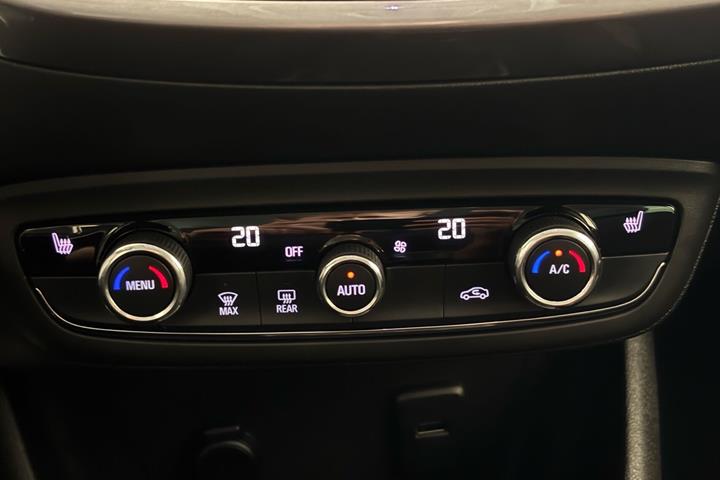 Sort Opel Crossland X fra 2020