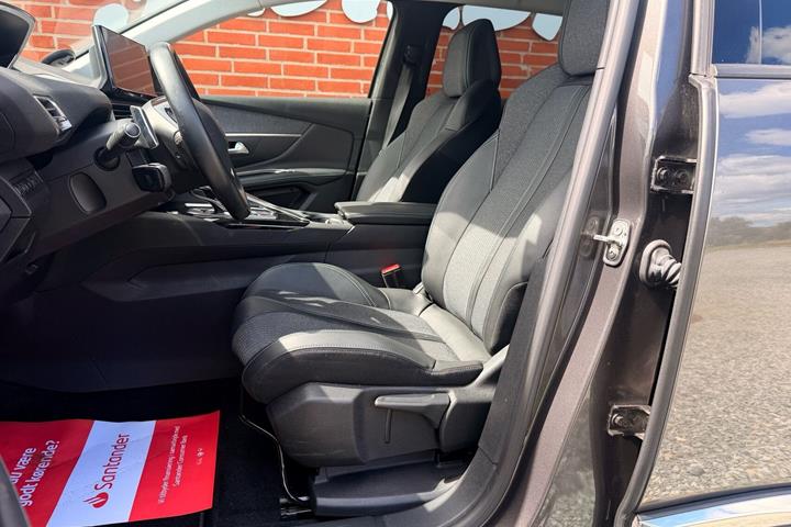 undefined Peugeot 3008 fra 2021