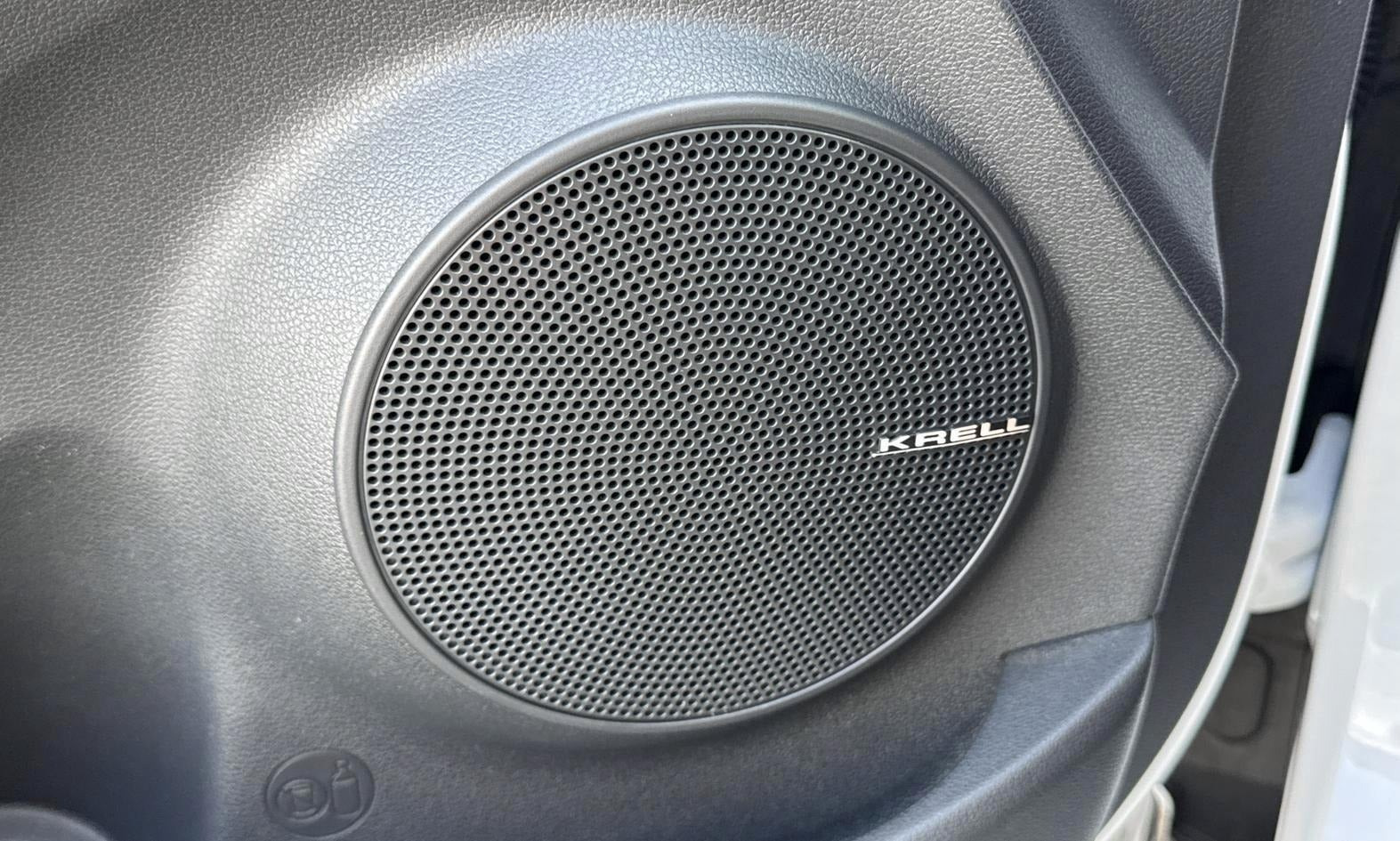 Hvid Hyundai Kona fra 2022