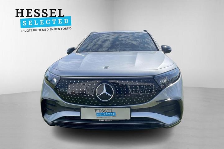Sølv Mercedes EQA250+ fra 2025