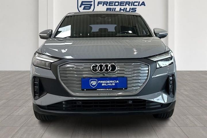 undefined Audi Q4 e-tron fra 2023