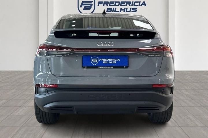 undefined Audi Q4 e-tron fra 2023
