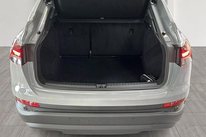 undefined Audi Q4 e-tron fra 2023