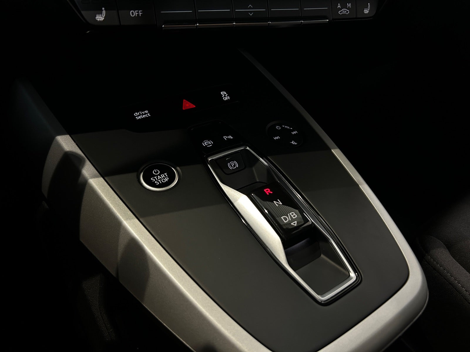 undefined Audi Q4 e-tron fra 2023